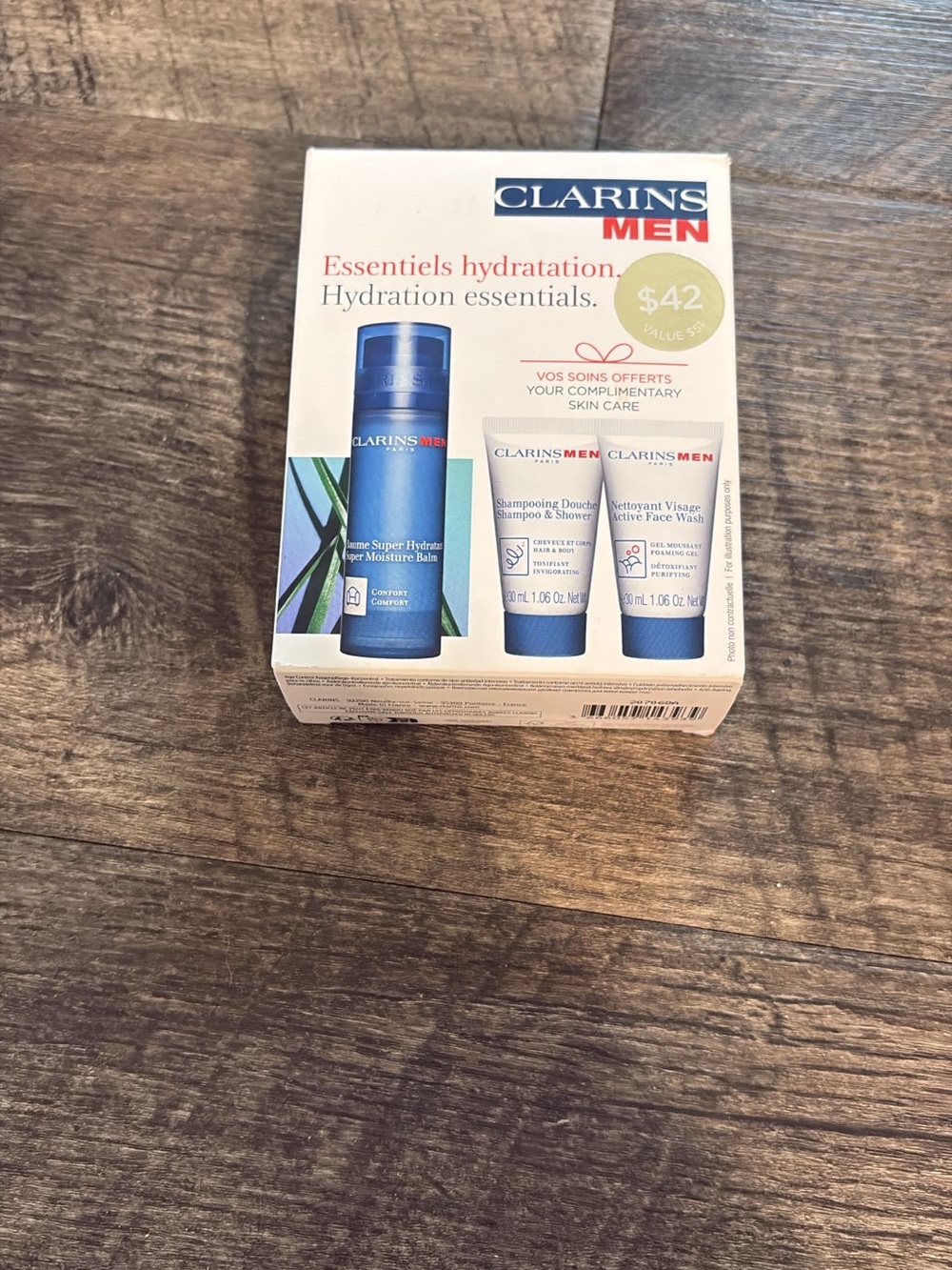 Clarins Men Hydration Essentials Pack – Blue and White